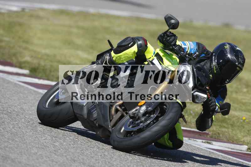 /01 02.04.2026 MAZ ADR/Gruppe rot/unklar